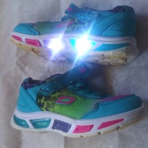 Size 9 toddler girl Skechers shoes, sneakers